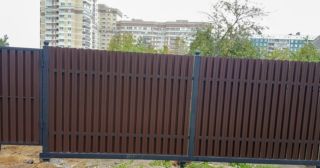 Купить распашные ворота из штакетника Прокопьевск, цена от 2777 руб.