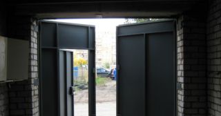 Купить гаражные ворота распашные Прокопьевск, цена от 3929 руб.
